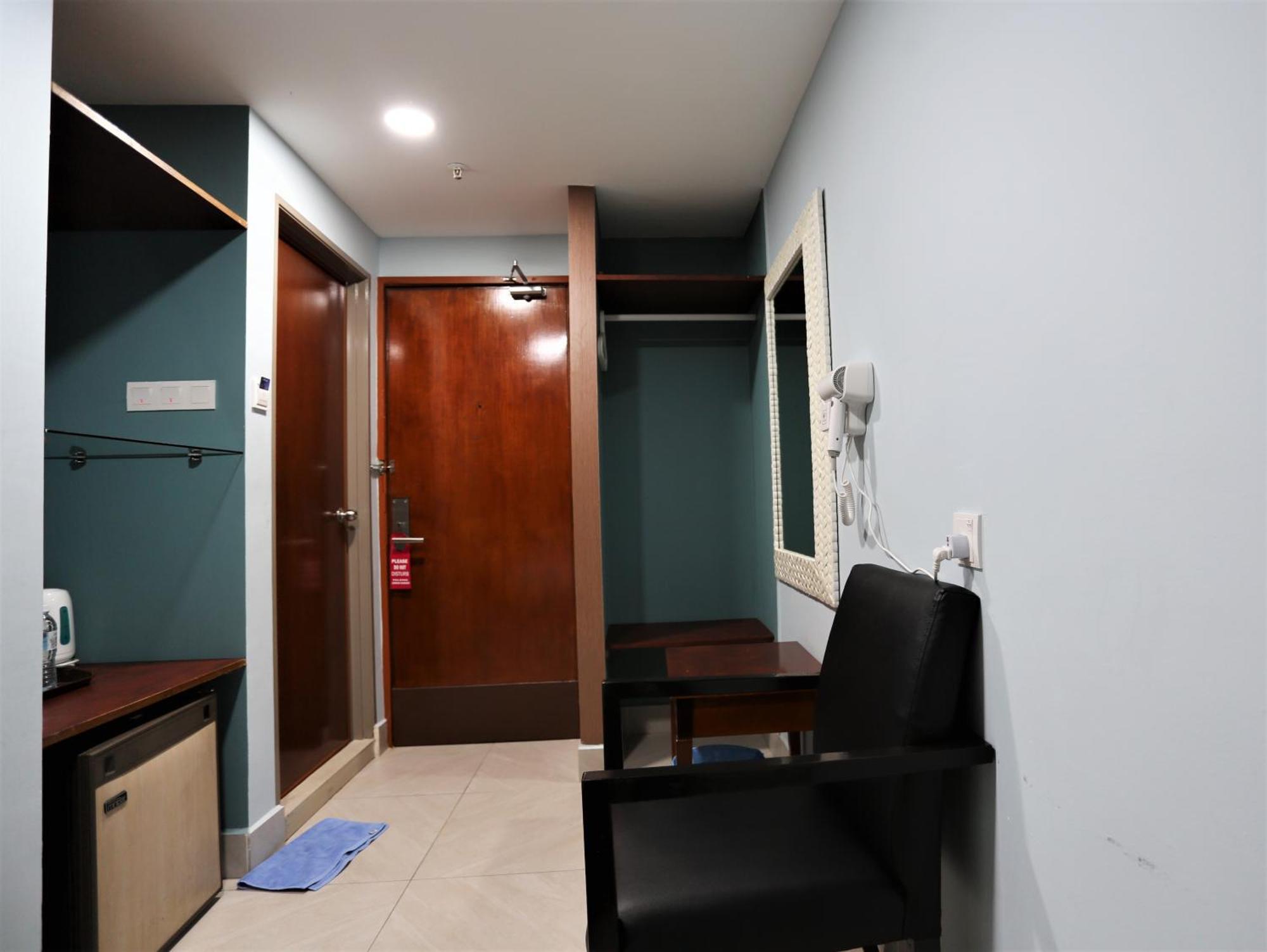 Orkid Hotel At Bukit Bintang Куала-Лумпур Экстерьер фото
